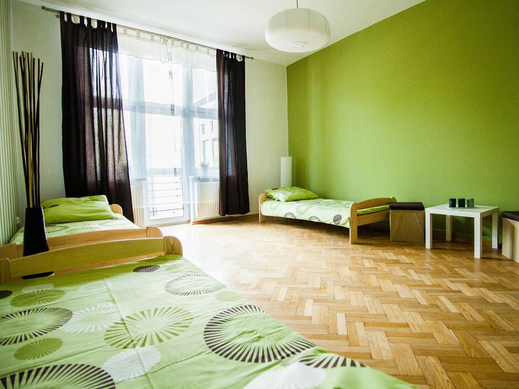 Hostel 4you Bielsko-Biala Zimmer foto