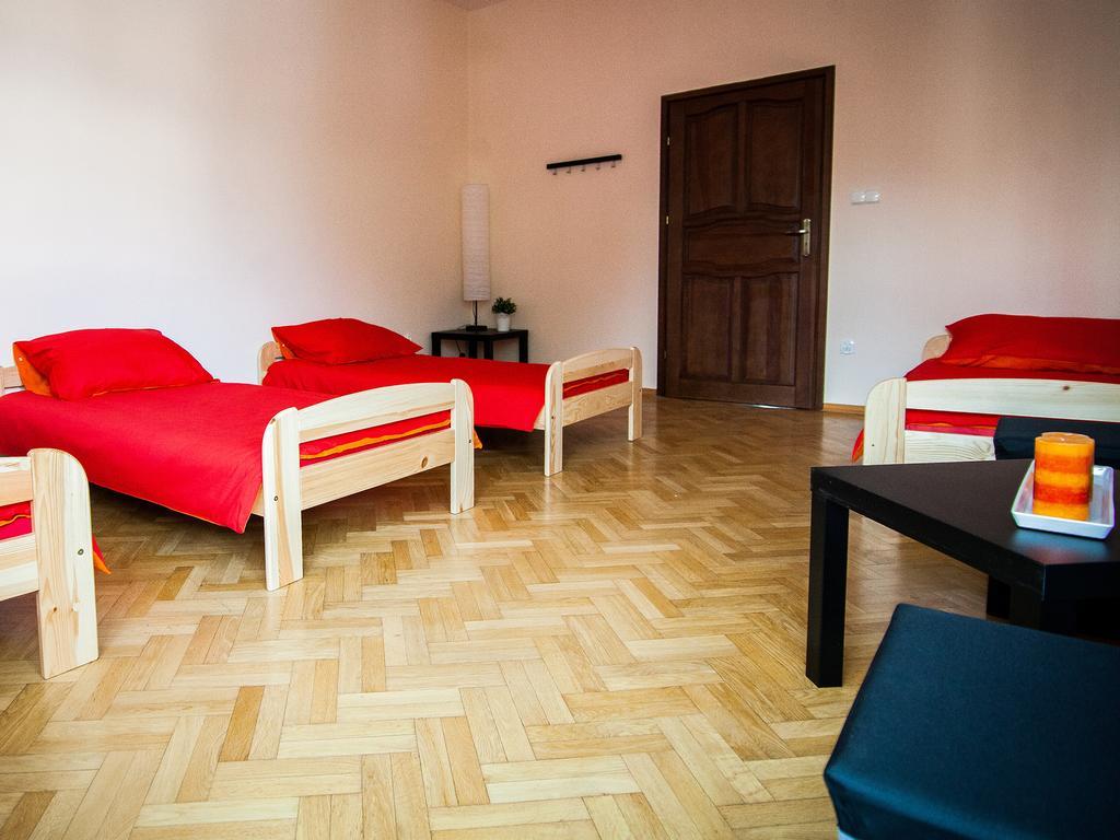 Hostel 4you Bielsko-Biala Zimmer foto